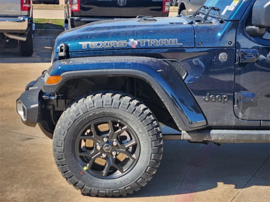 new 2025 Jeep Gladiator car