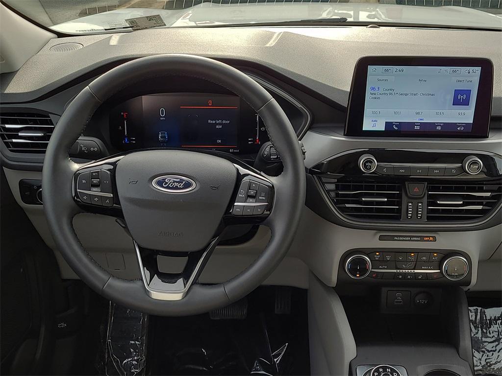 used 2023 Ford Escape car, priced at $21,011