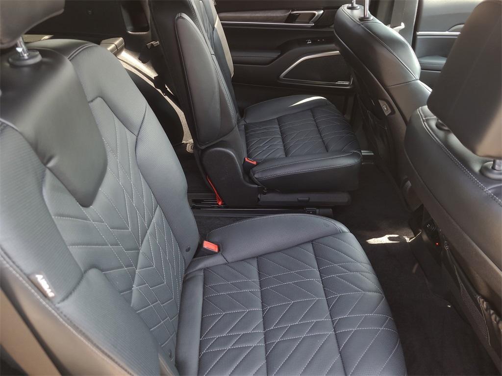 used 2023 Kia Telluride car, priced at $44,277