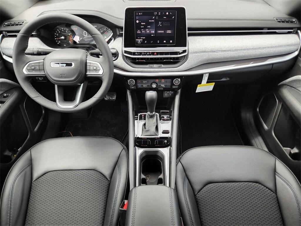 new 2025 Jeep Compass car, priced at $26,995