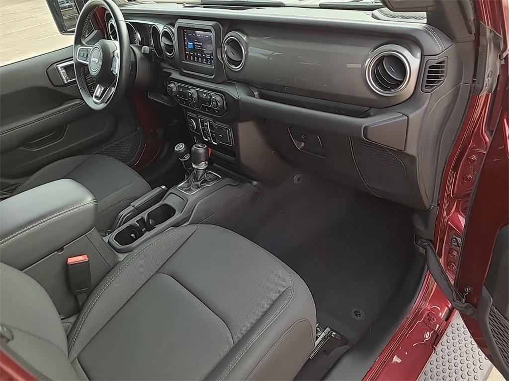 used 2021 Jeep Wrangler Unlimited car, priced at $29,887