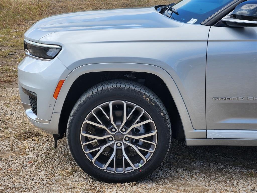 new 2025 Jeep Grand Cherokee L car, priced at $57,995