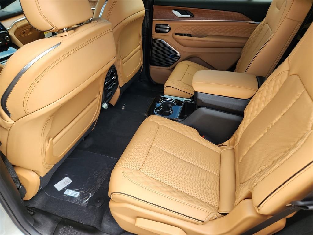 new 2025 Jeep Grand Cherokee L car, priced at $57,995