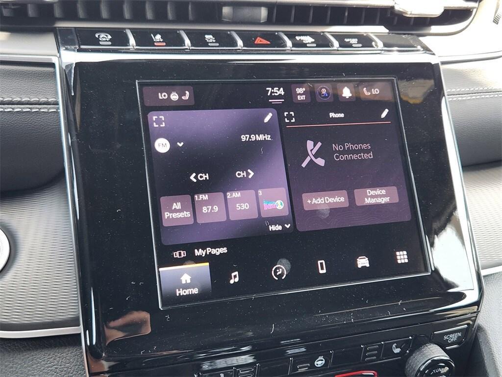 new 2025 Jeep Grand Cherokee L car, priced at $38,995