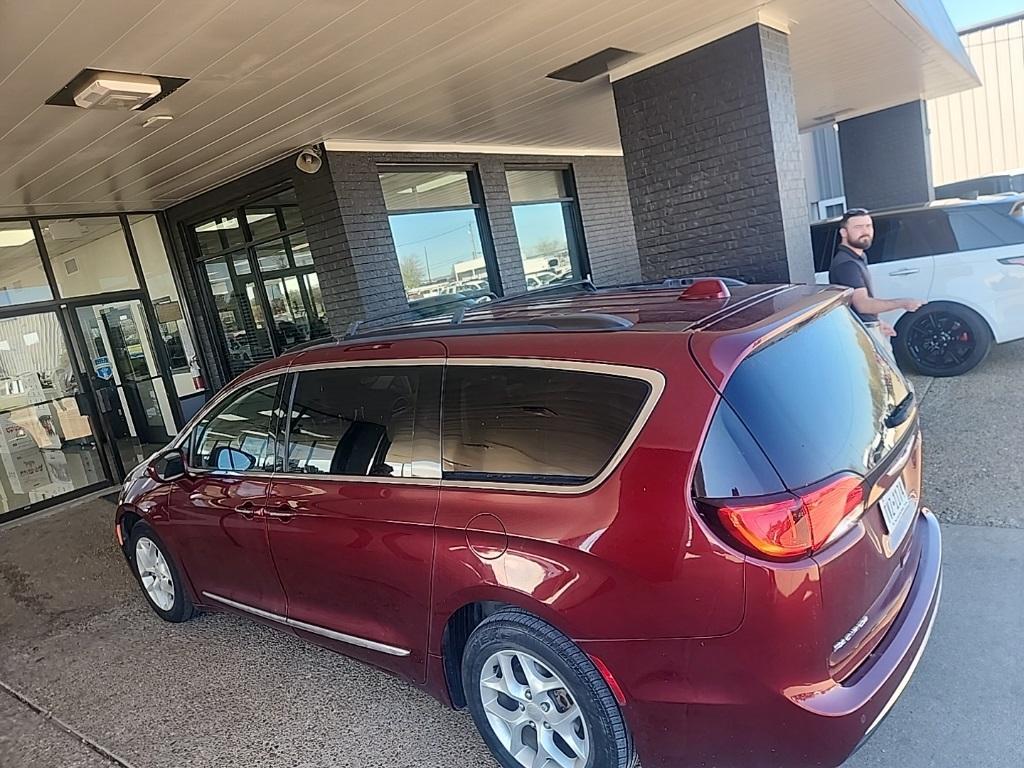 used 2017 Chrysler Pacifica car, priced at $12,832