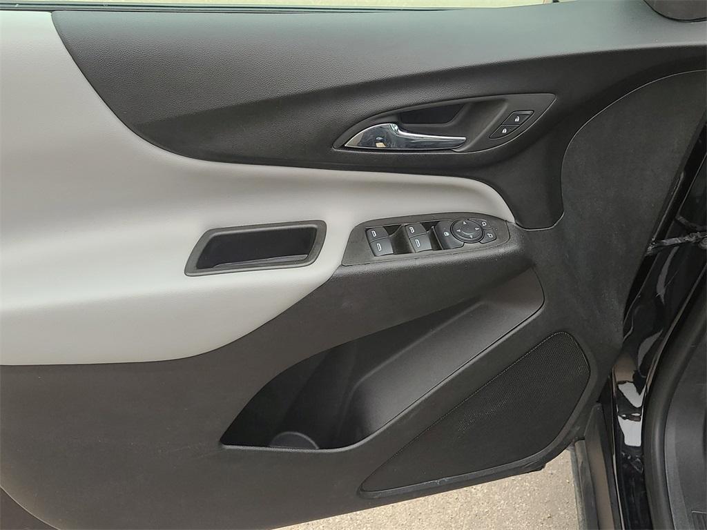 used 2023 Chevrolet Equinox car, priced at $20,261