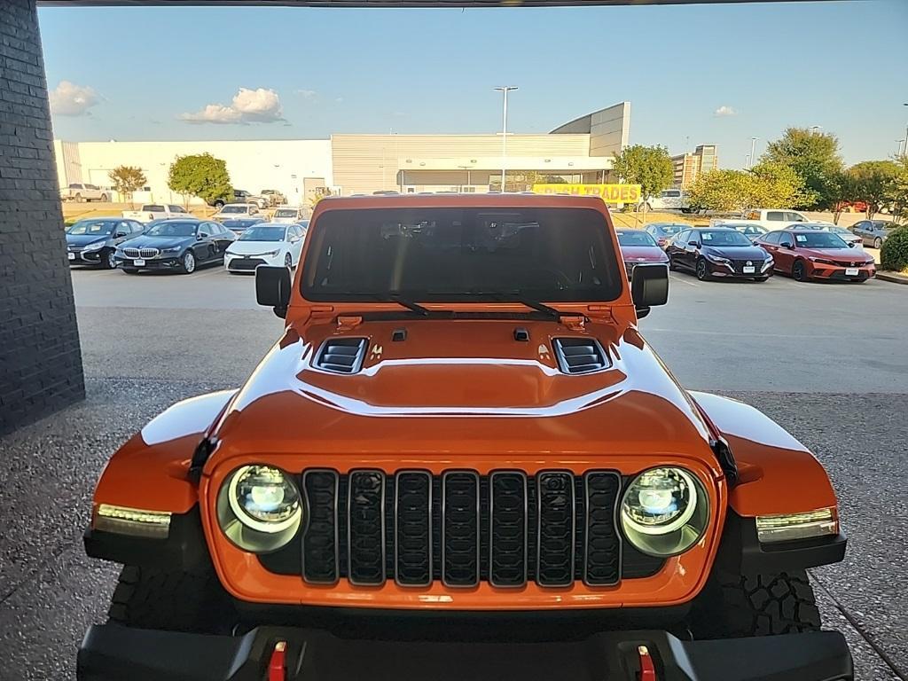 used 2025 Jeep Gladiator car, priced at $48,977