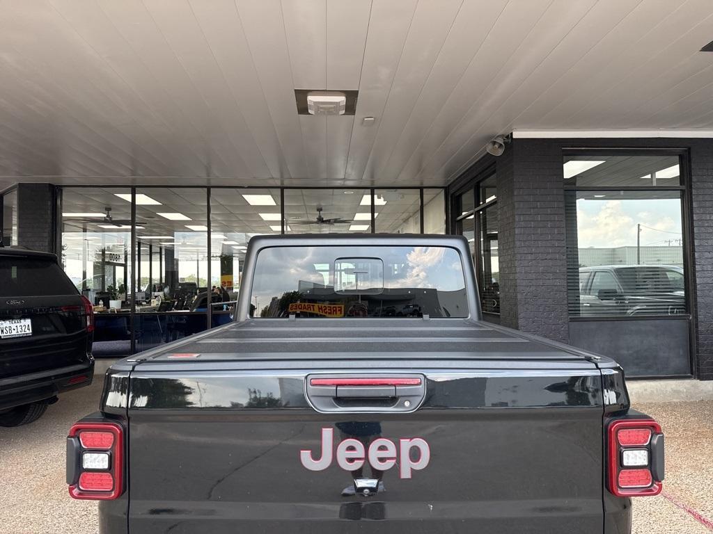 used 2023 Jeep Gladiator car, priced at $39,947