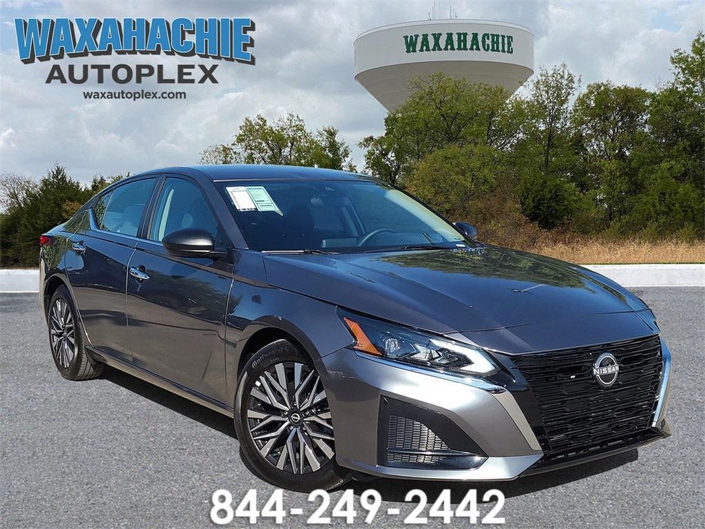 used 2025 Nissan Altima car, priced at $21,309