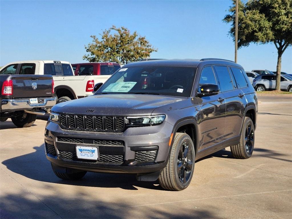 new 2025 Jeep Grand Cherokee L car, priced at $43,995