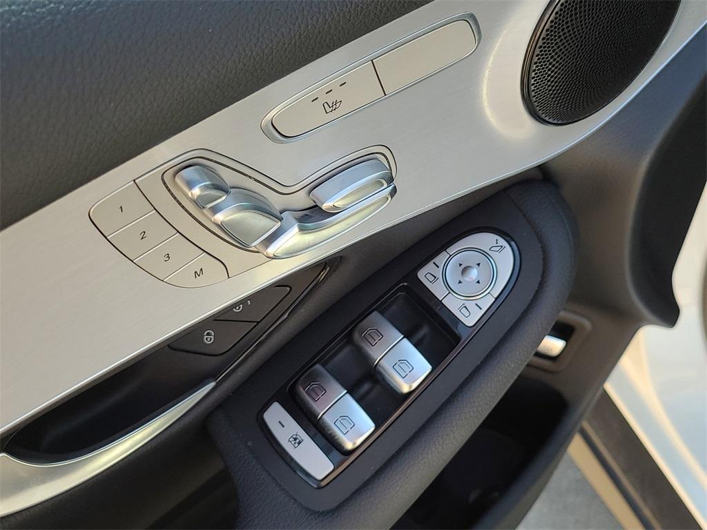 used 2020 Mercedes-Benz GLC 300 car, priced at $20,370