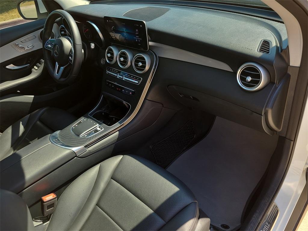 used 2020 Mercedes-Benz GLC 300 car, priced at $20,370
