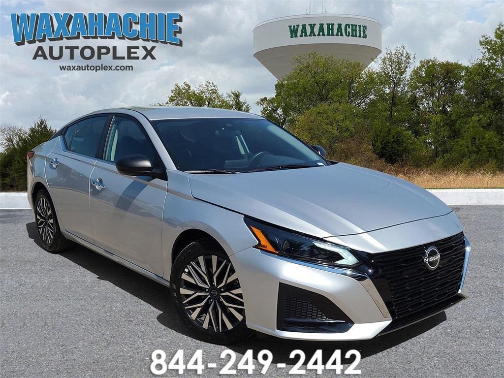 used 2025 Nissan Altima car, priced at $21,348