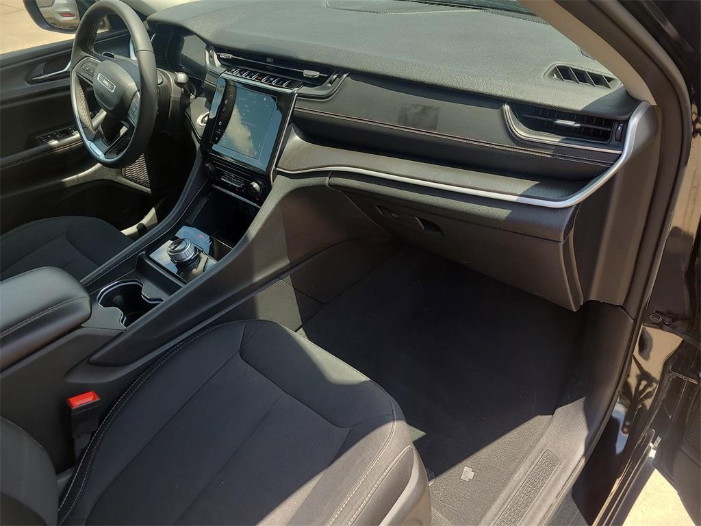 used 2024 Jeep Grand Cherokee car, priced at $30,685