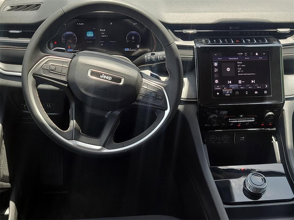 used 2024 Jeep Grand Cherokee car, priced at $30,685