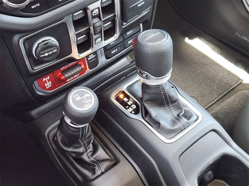 new 2025 Jeep Gladiator car, priced at $46,995