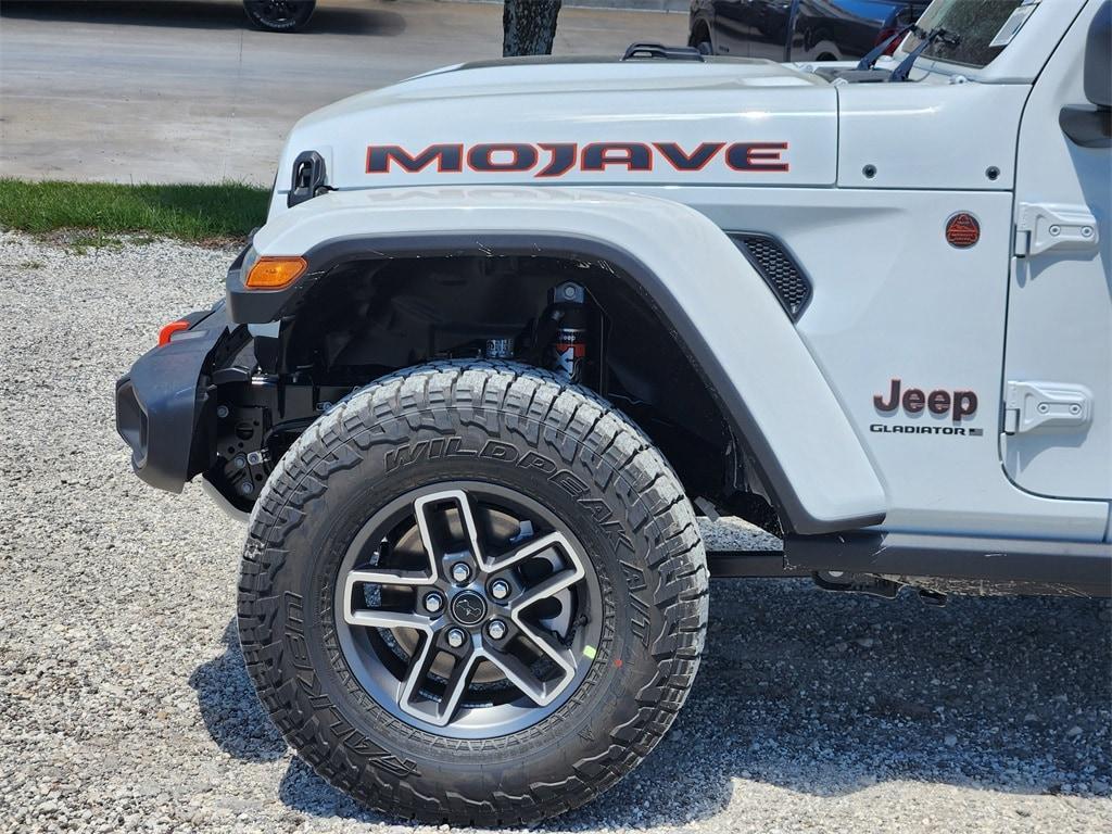 new 2025 Jeep Gladiator car, priced at $46,995