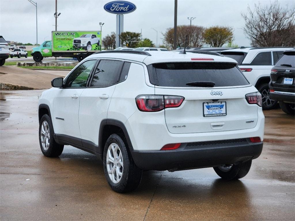 new 2024 Jeep Compass car, priced at $23,095