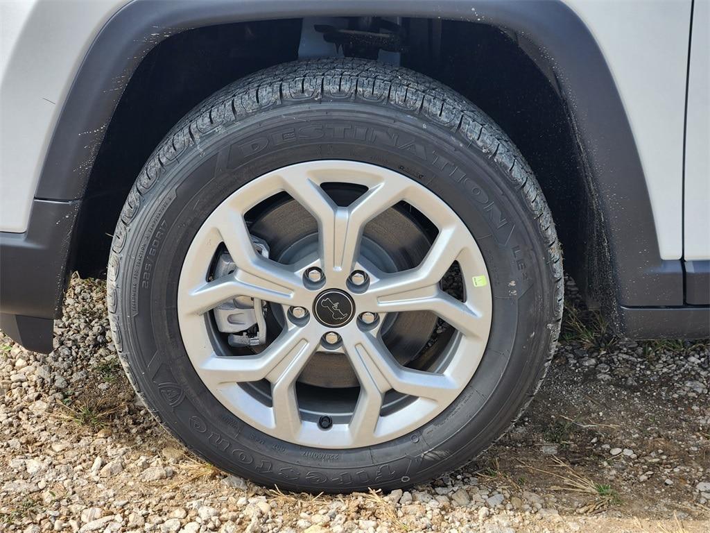 new 2026 Jeep Compass car, priced at $25,995