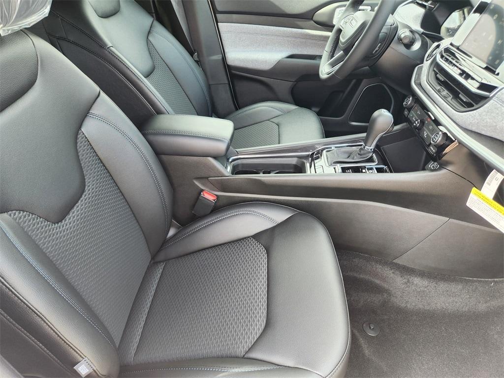 new 2026 Jeep Compass car, priced at $25,995