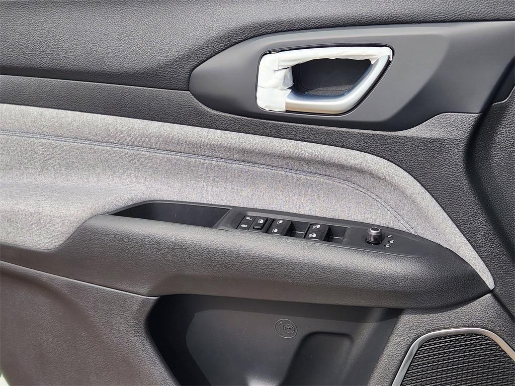 new 2026 Jeep Compass car, priced at $25,995