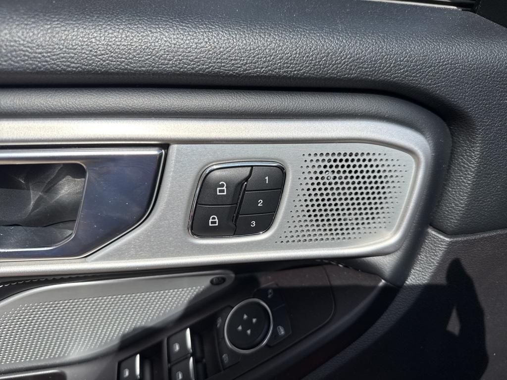 used 2020 Ford Explorer car, priced at $29,029