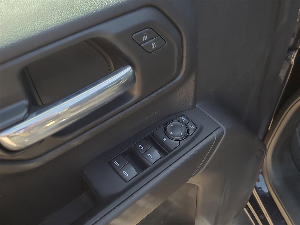 used 2023 Chevrolet Silverado 1500 car, priced at $30,371