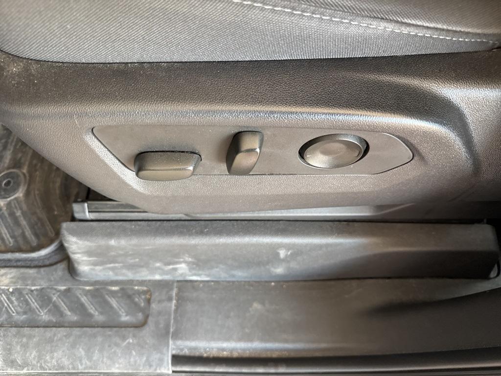 used 2023 Chevrolet Silverado 1500 car, priced at $32,264