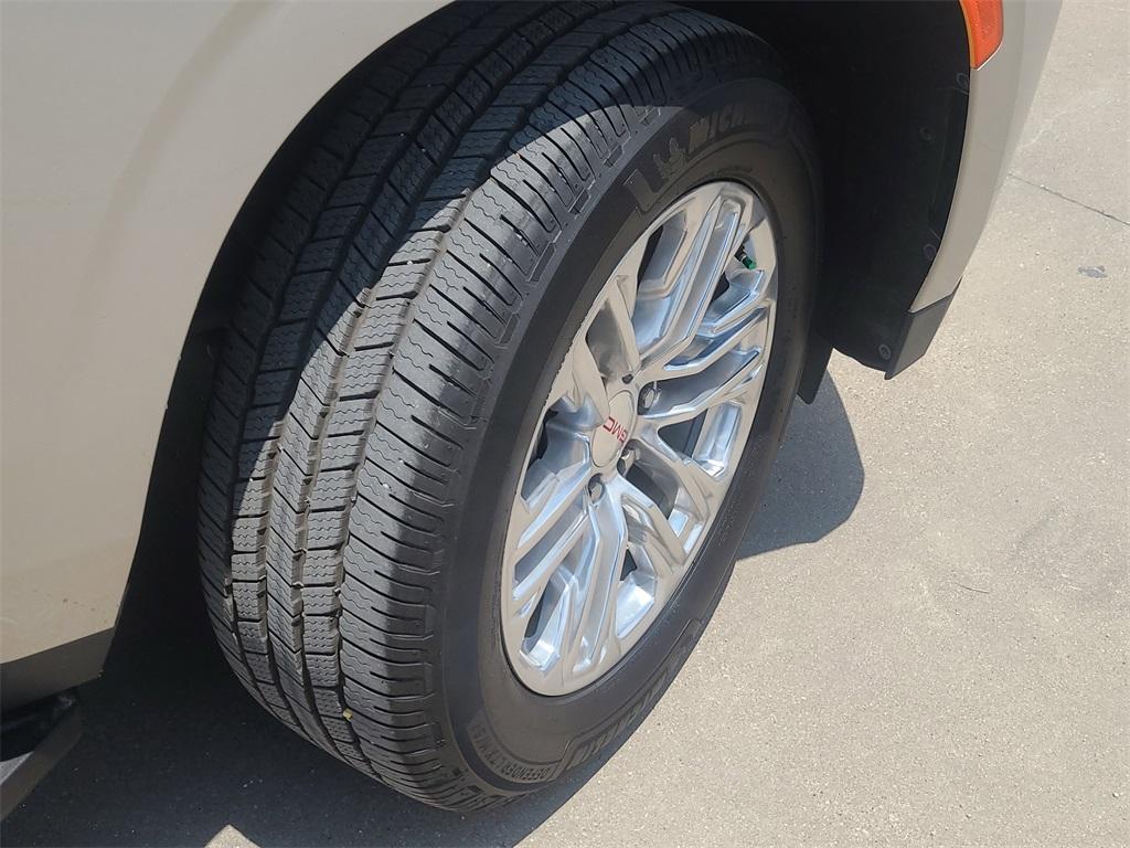 used 2023 GMC Yukon car, priced at $50,312