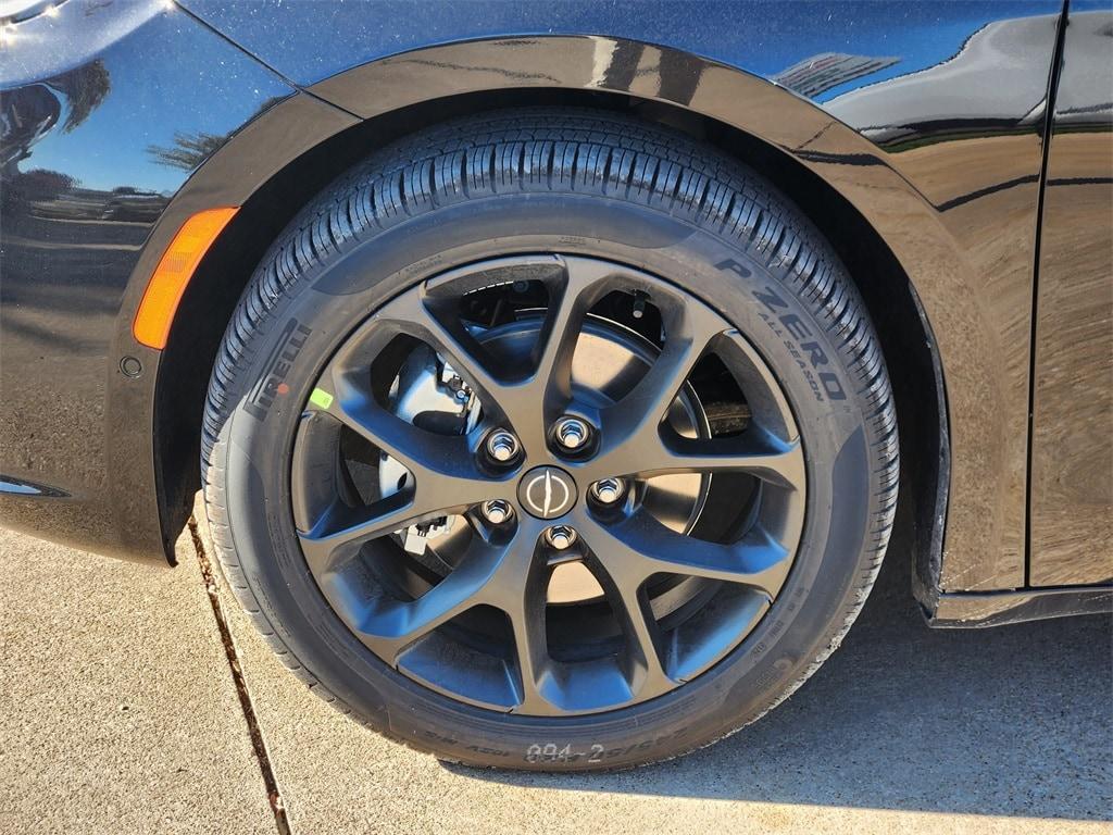 new 2026 Chrysler Pacifica car, priced at $40,031