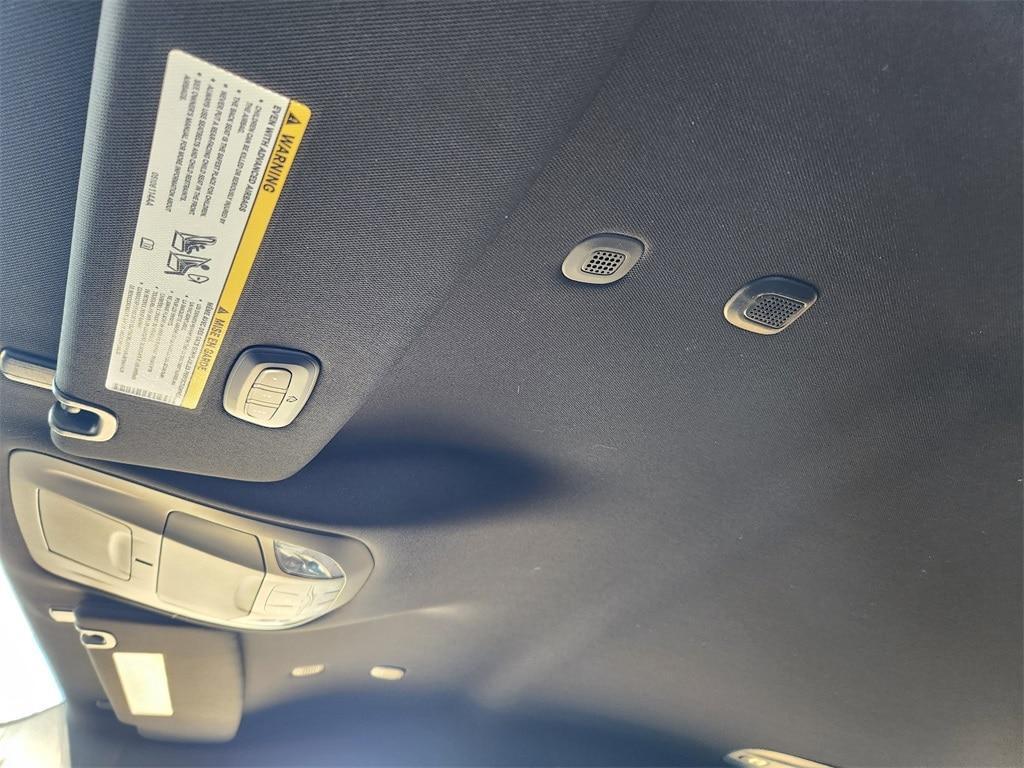 new 2026 Chrysler Pacifica car, priced at $40,031