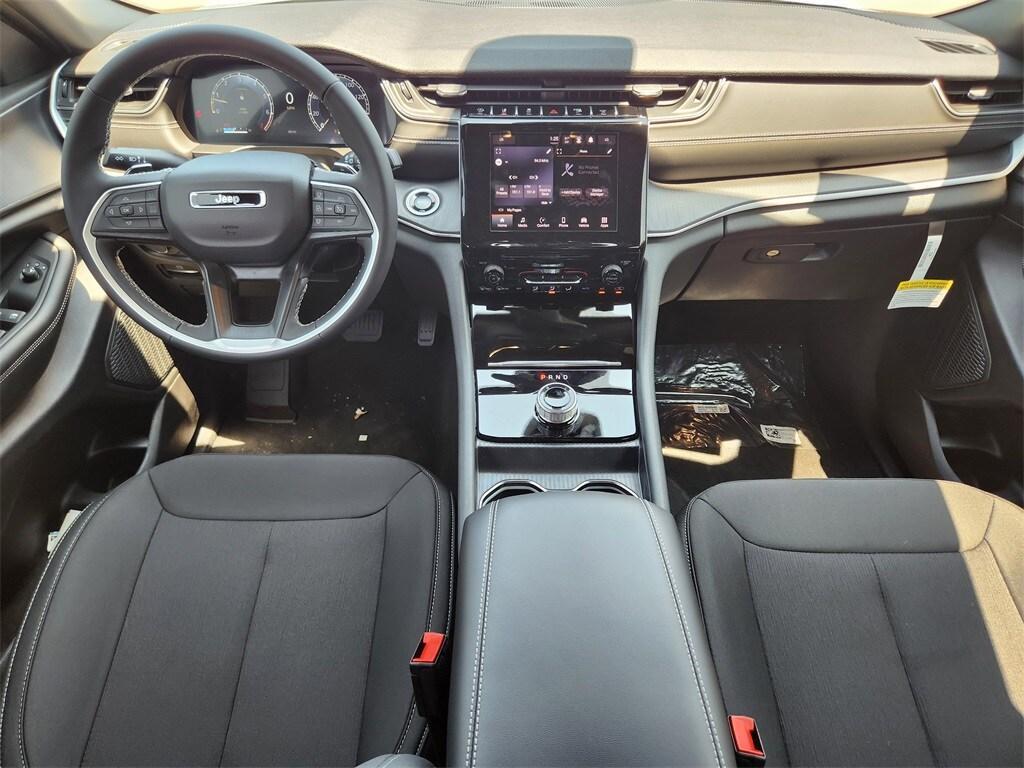new 2025 Jeep Grand Cherokee L car, priced at $41,030