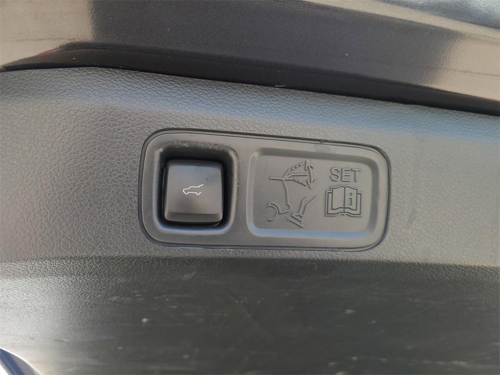 used 2022 Ford Expedition car, priced at $41,246