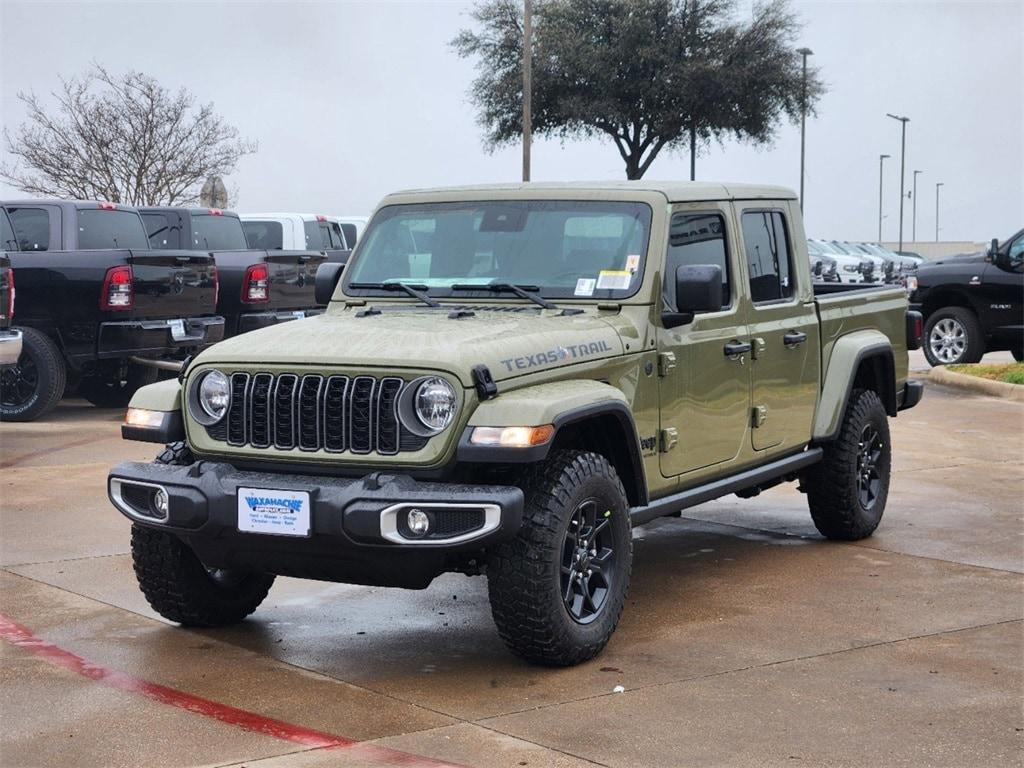 new 2025 Jeep Gladiator car, priced at $43,995