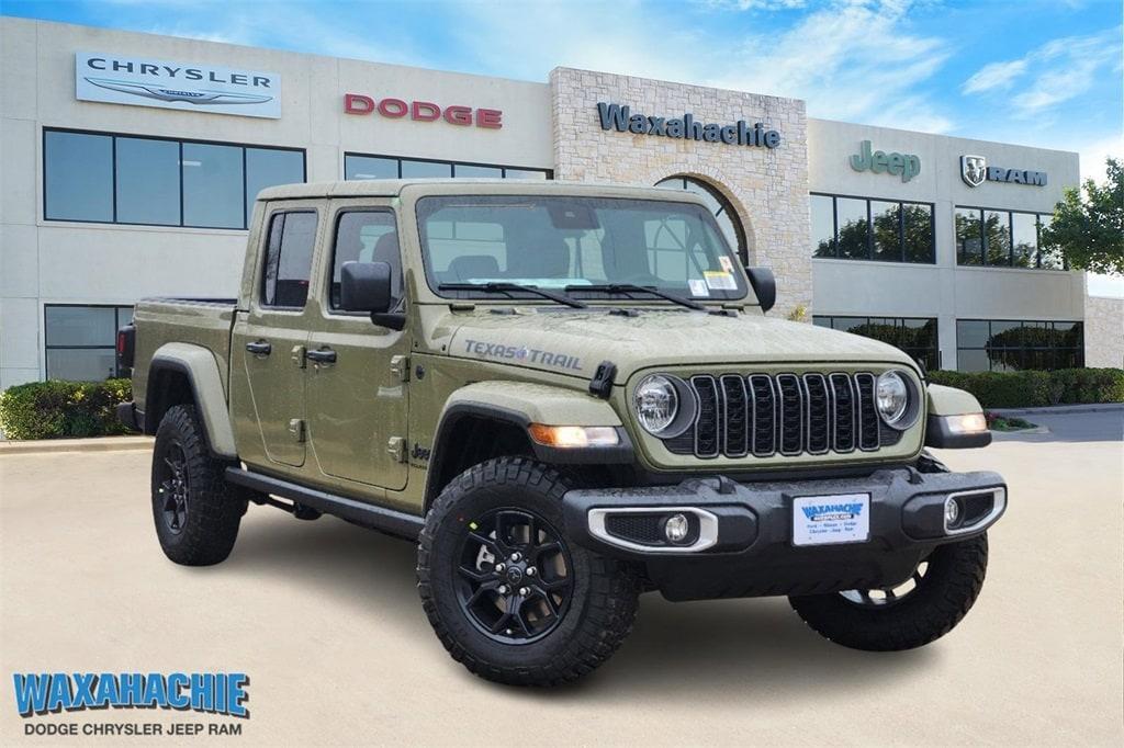 new 2025 Jeep Gladiator car, priced at $43,995