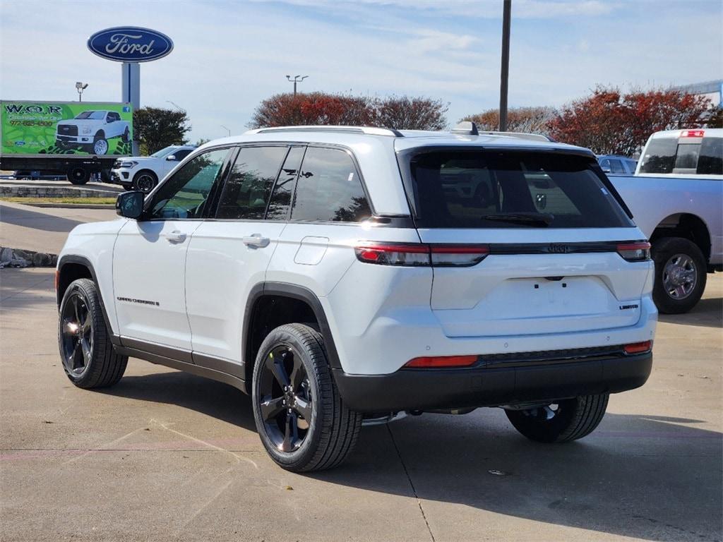 new 2025 Jeep Grand Cherokee car, priced at $44,495