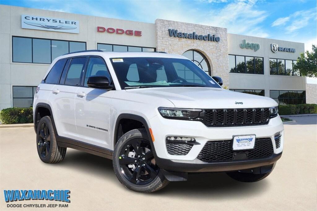 new 2025 Jeep Grand Cherokee car, priced at $44,495