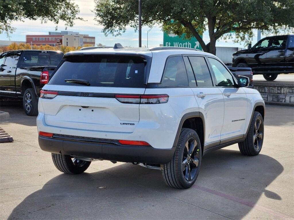 new 2025 Jeep Grand Cherokee car, priced at $44,495