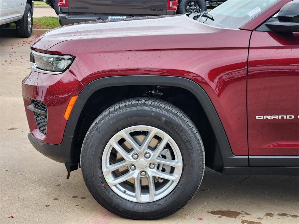 new 2025 Jeep Grand Cherokee car, priced at $33,995