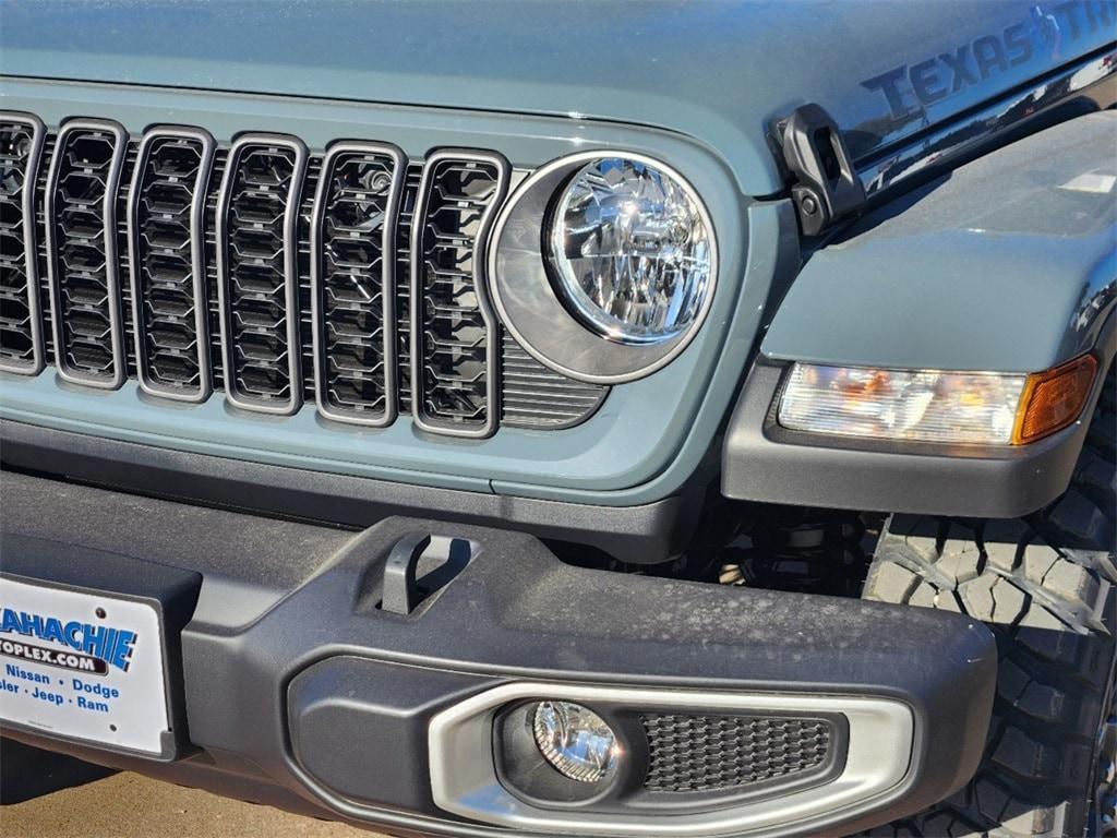 new 2025 Jeep Gladiator car, priced at $43,495