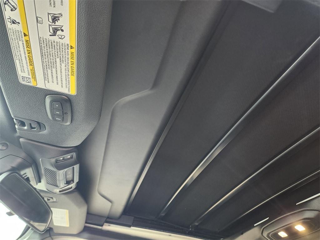 new 2025 Jeep Wrangler car, priced at $55,911