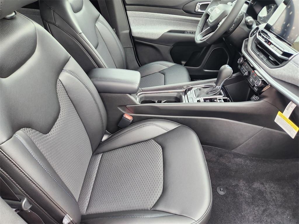 new 2026 Jeep Compass car, priced at $27,990