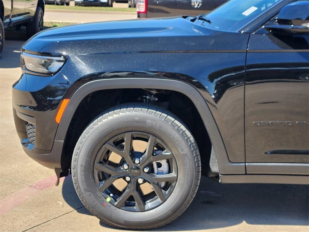 new 2025 Jeep Grand Cherokee L car, priced at $39,995