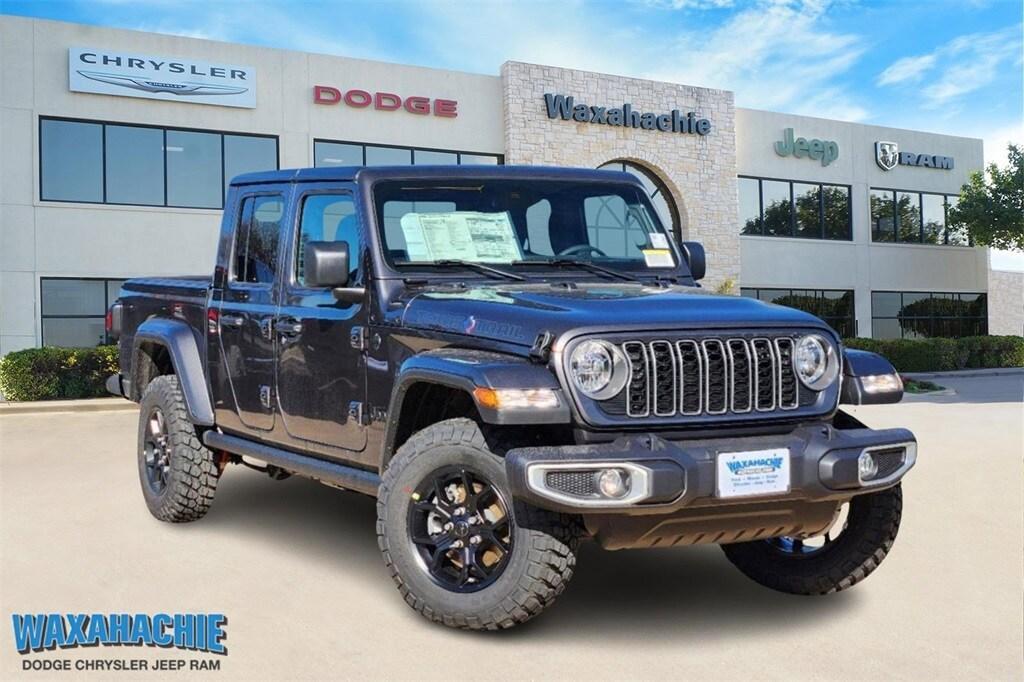 new 2025 Jeep Gladiator car, priced at $41,995