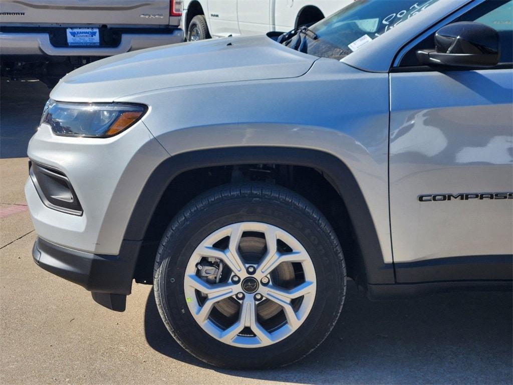 new 2025 Jeep Compass car, priced at $25,495