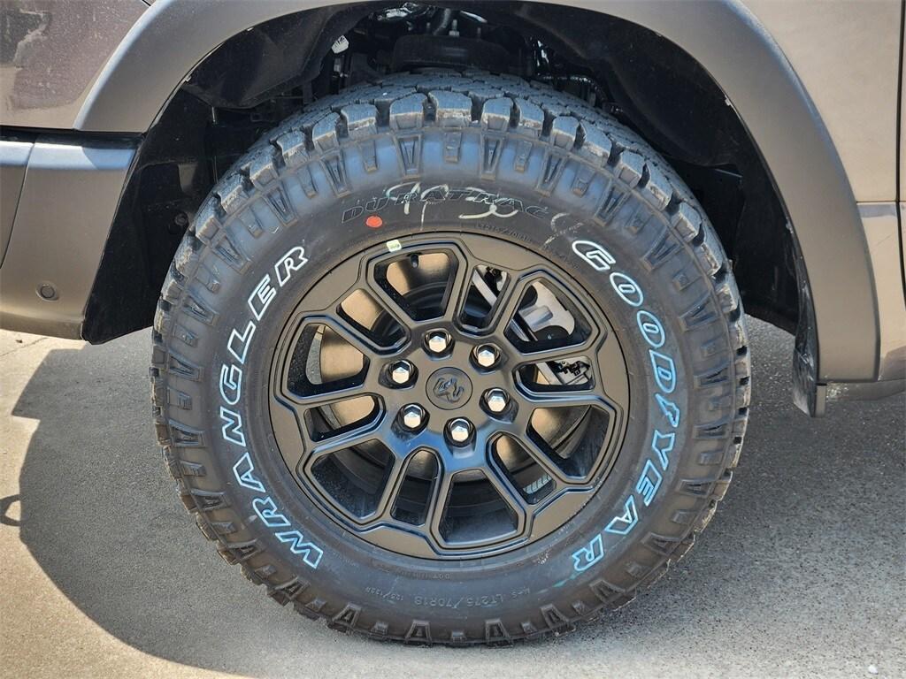 new 2025 Ram 1500 car, priced at $71,805