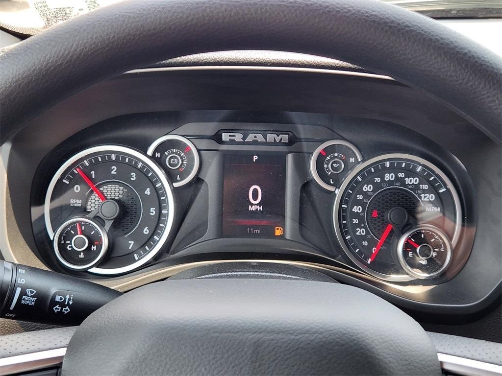 new 2025 Ram 1500 car, priced at $33,995