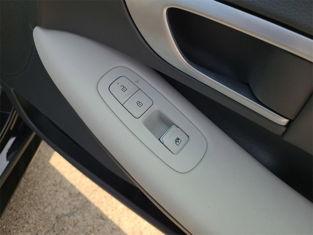 used 2024 Hyundai Sonata car, priced at $20,622
