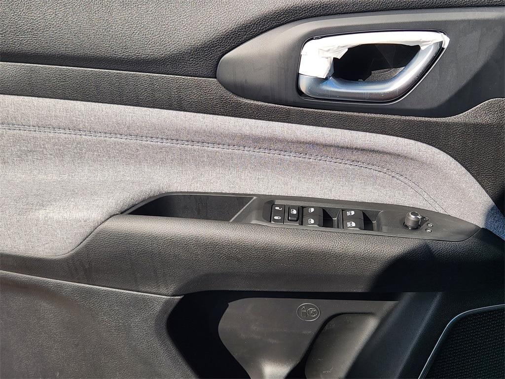 new 2026 Jeep Compass car, priced at $29,990