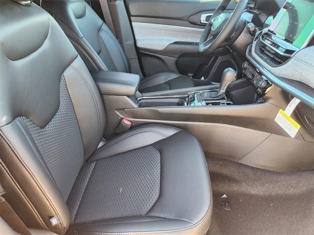 new 2026 Jeep Compass car, priced at $30,495